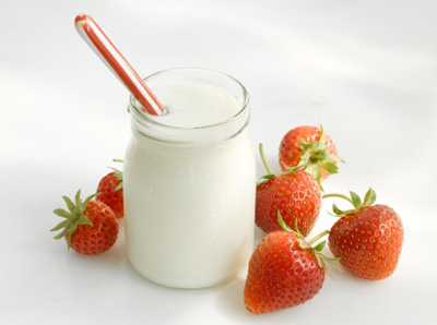 Read more about the article Cách làm sữa chua dễ và cực ngon